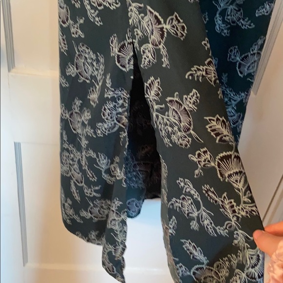 Green floral maxi skirt and cropped tank top set - Picture 3 of 8